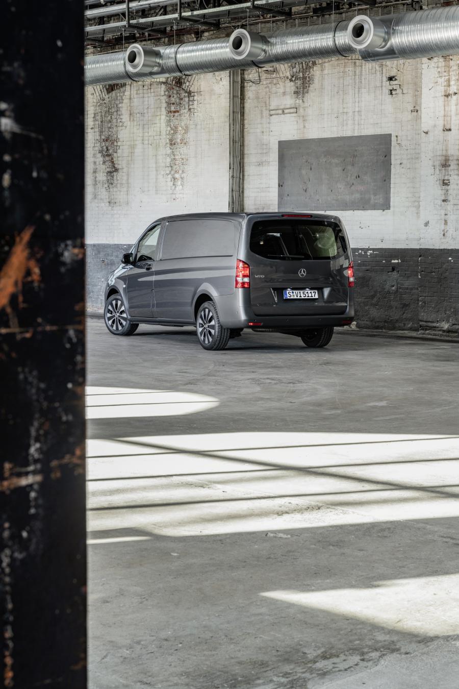  Mercedes-Benz Vito Panel Van 2020 года  (WW) (фото 20 из 42)